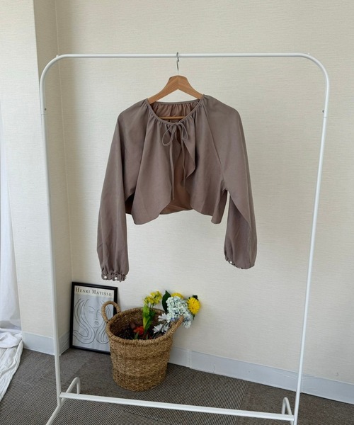 merrylatte（メリーラテ）の「袖パールフレアボレロブラウス（カーディガン/ボレロ・レディース・モカ・FREE）」の12枚目の写真