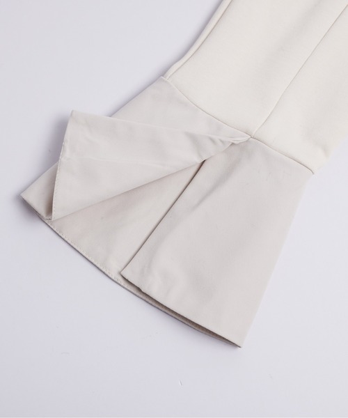 AMELY（エミリー）の「バルーンペプラムドッキングトップス（Tシャツ/カットソー・レディース・ブラック/杢グレー/ベージュ・フリー）」の21枚目の写真