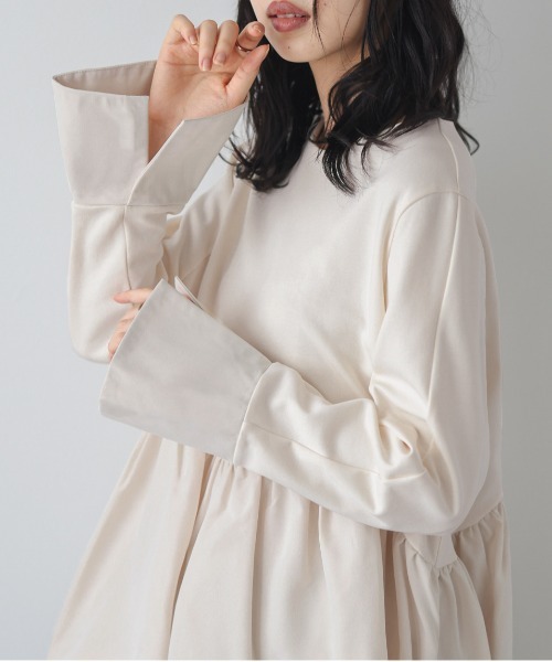 AMELY（エミリー）の「バルーンペプラムドッキングトップス（Tシャツ/カットソー・レディース・ブラック/杢グレー/ベージュ・フリー）」の15枚目の写真