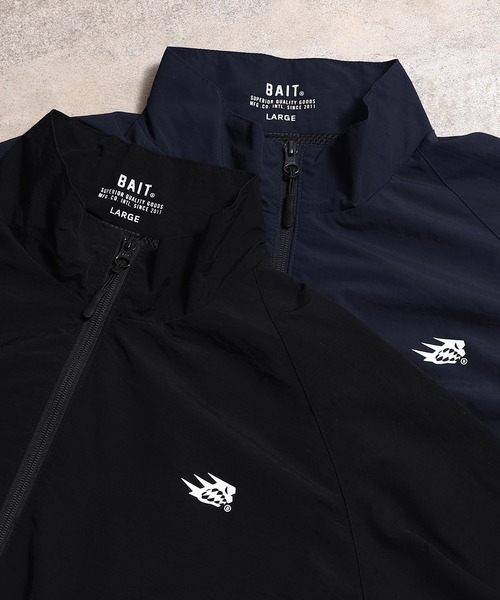 BAIT（ベイト）の「BAIT TRACK JKT 246-JPN-JKT-001（ナイロンジャケット・メンズ・ネイビー/ブラック・MEDIUM/X-LARGE/LARGE）」の4枚目の写真