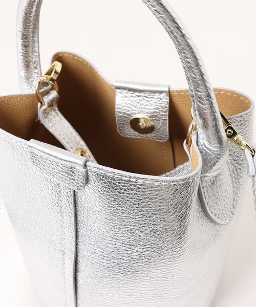 andrea cardone（アンドレアカルドネ）の「【andrea cardone】 丸底レザーBAG（ショルダーバッグ・レディース・シルバー/ブルー/ブラック・FREE）」の7枚目の写真