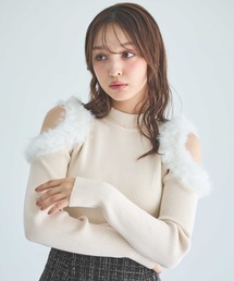 ファー付肩開きニット