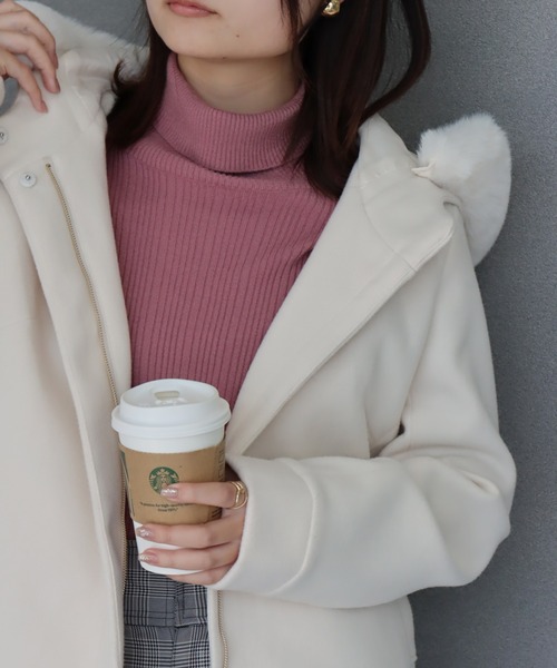 libelle more(リベル モア)の「バックリボン エコファー付きフードショートコート(その他アウター・レディース・ベージュ/ピンク/アイボリー/ブラック/グレー・M/L)」の11枚目の写真