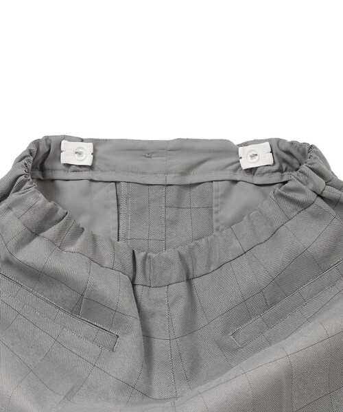 B:MING by BEAMS（ビーミングバイビームス）の「【フォーマル・七五三】チェック タック  ロングパンツ（ジュニアサイズ：140～160cm）（スーツパンツ・キッズ・グレー・160/150/140）」の8枚目の写真
