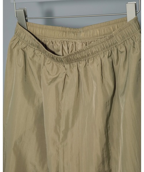 Nylon Volume Pants（その他パンツ）｜anuke（アンヌーク）の