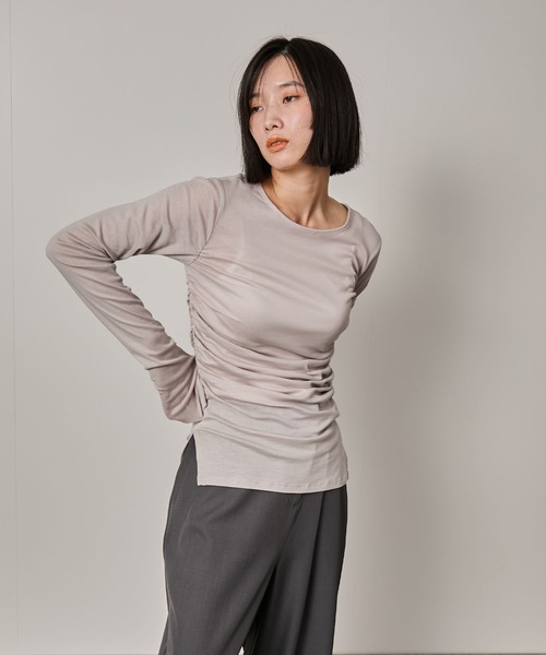 NERGY(ナージー)の「エアリータッチギャザープルオーバー(Tシャツ/カットソー・レディース・ラベンダー/ベージュ/ダークブラウン・FREE)」の3枚目の写真