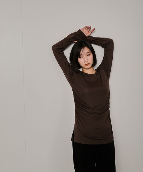 NERGY(ナージー)の「エアリータッチギャザープルオーバー(Tシャツ/カットソー・レディース・ラベンダー/ベージュ/ダークブラウン・FREE)」の11枚目の写真