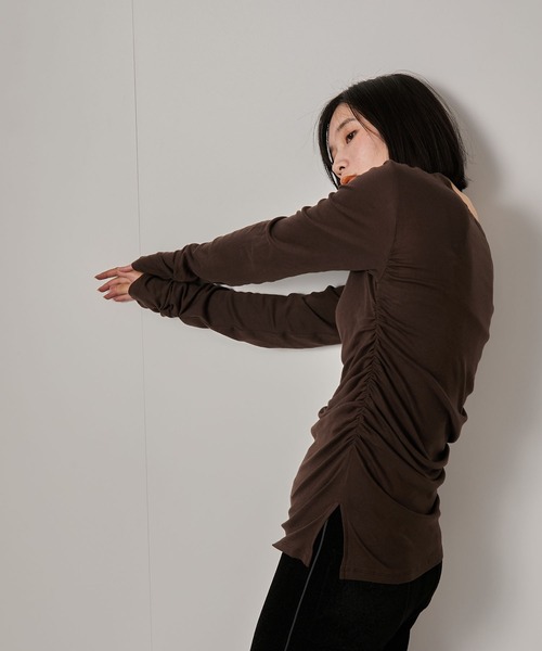 NERGY(ナージー)の「エアリータッチギャザープルオーバー(Tシャツ/カットソー・レディース・ラベンダー/ベージュ/ダークブラウン・FREE)」の12枚目の写真