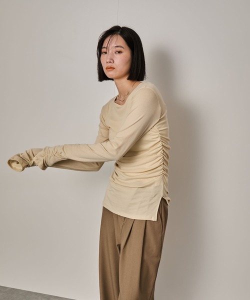 NERGY(ナージー)の「エアリータッチギャザープルオーバー(Tシャツ/カットソー・レディース・ラベンダー/ベージュ/ダークブラウン・FREE)」の21枚目の写真