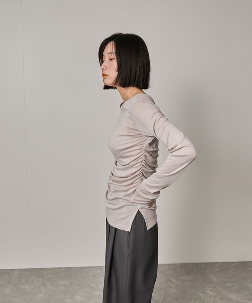 NERGY(ナージー)の「エアリータッチギャザープルオーバー(Tシャツ/カットソー・レディース・ラベンダー/ベージュ/ダークブラウン・FREE)」の22枚目の写真