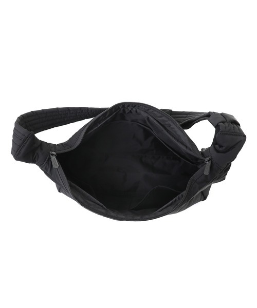 Manhattan Portage(マンハッタンポーテージ)の「Cropsey Shoulder Bag Padded Polyester Poplin(ショルダーバッグ・レディース・ブラック・LARGE)」の6枚目の写真