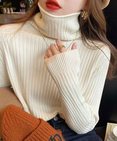 COCOMOMO(ココモモ)の「リブニット タートルネック シンプル ストレッチニット(ニット/セーター・レディース・ホワイト/ダークブラウン/グリーン系/ピンク/ベージュ/ブラック/ライトブラウン・FREE)」の8枚目の写真