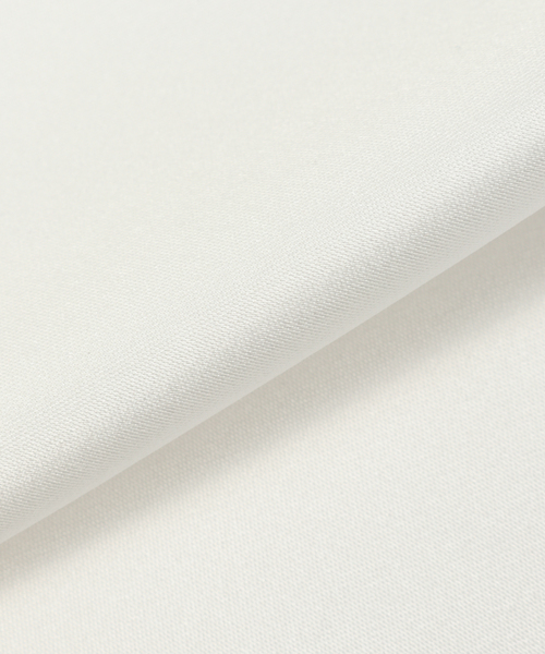 EDIFICE（エディフィス）の「AX パールサテン シルクチーフ（ストール/ショール・メンズ・シルバー/ホワイト・FREE）」の4枚目の写真