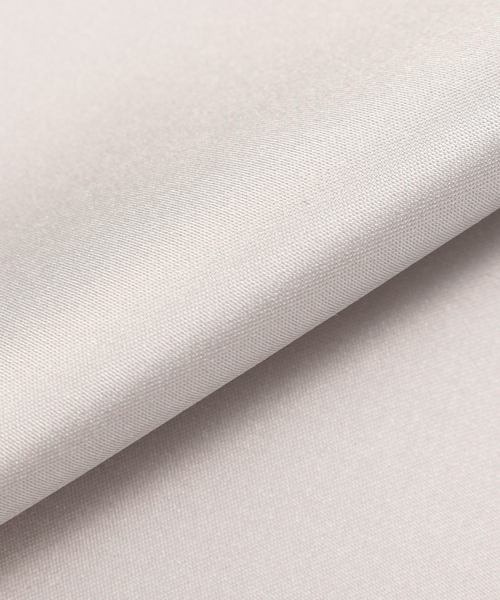 EDIFICE（エディフィス）の「AX パールサテン シルクチーフ（ストール/ショール・メンズ・シルバー/ホワイト・FREE）」の3枚目の写真