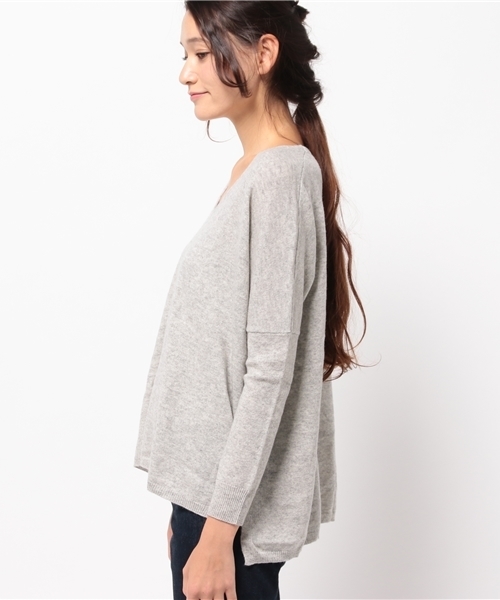 OUTLET（アウトレット）の「【DouDou】ウールカシミアVネックBigP/O（ニット/セーター・レディース・ライトグレー・MEDIUM）」の7枚目の写真