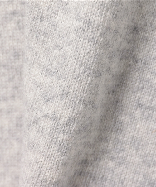 OUTLET（アウトレット）の「【DouDou】ウールカシミアVネックBigP/O（ニット/セーター・レディース・ライトグレー・MEDIUM）」の5枚目の写真