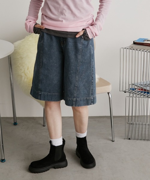 Auntie Rosa Holiday(アンティローザホリデー)の「センターラインハーフデニムパンツ(デニムパンツ・レディース・ブルー/ブラック・FREE)」の2枚目の写真