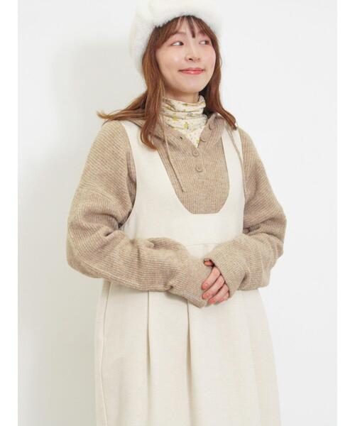 Samansa Mos2（サマンサ モスモス）の「フード付きヘンリーネック