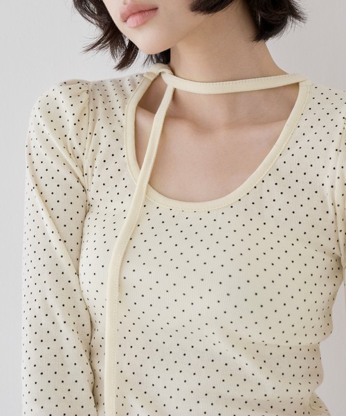 UNE MANSION（ユヌマンション）の「バレエコアラブリーUネックリボンドットショルダーパフ長袖Tシャツカットソー（Tシャツ/カットソー・レディース・クリーム/ブラック・FREE）」の8枚目の写真