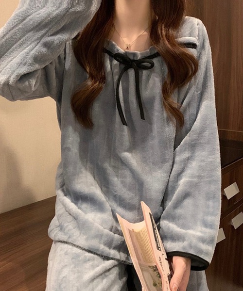 Lace Ladies(レースレディース)の「リボン付き リブ フリース ルームウェア セットアップ(ルームウェア/パジャマ・レディース・ホワイト/ブルーグレー/ピンク・M/XL)」の4枚目の写真