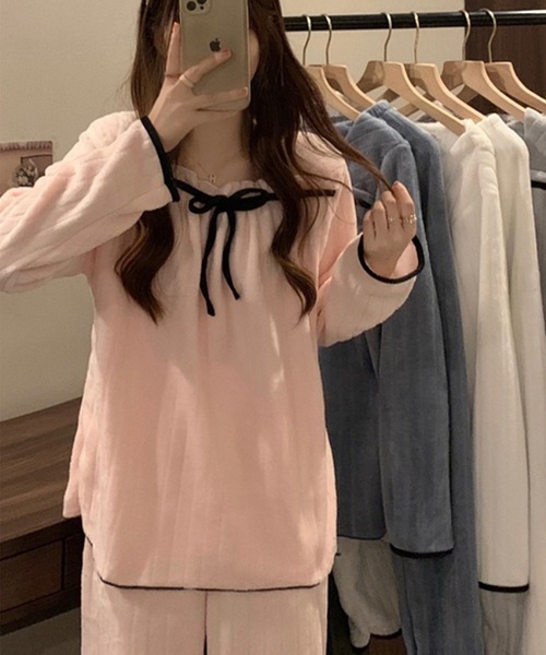 Lace Ladies(レースレディース)の「リボン付き リブ フリース ルームウェア セットアップ(ルームウェア/パジャマ・レディース・ホワイト/ブルーグレー/ピンク・M/XL)」の10枚目の写真