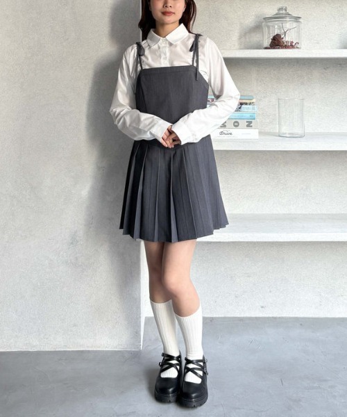 archives（アルシーヴ）の「２ｗａｙリボンプリーツミニキャミワンピース（ワンピース・レディース・アイボリー/ブラック/グレー・MEDIUM）」の4枚目の写真