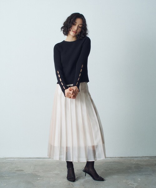 CODE A（コードエー）の「shiny sheer pleated skirt（スカート・レディース・ライトグリーン/ピンク・34/36/38）」の9枚目の写真