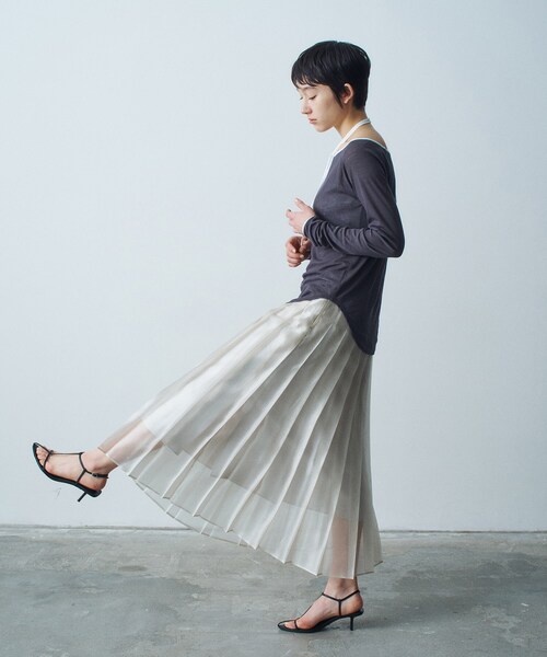 CODE A（コードエー）の「shiny sheer pleated skirt（スカート・レディース・ライトグリーン/ピンク・34/36/38）」の13枚目の写真