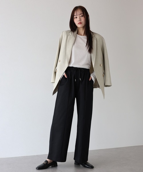 J by blue（ジェイバイブルー）の「ベーシックセンターシームパンツ（スラックス・レディース・ブラック/ベージュ・MEDIUM）」の21枚目の写真