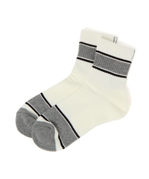 GLOBAL WORK（グローバルワーク）の「らくごこちフィットソックス/ミドル/283172（ソックス/靴下・メンズ・ホワイト/ブラック/グリーン/イエロー/ブルー系その他6/ブルー系その他7/グレー系その他6/ブルー系その他2/ホワイト系その他/ブラック系その他/ネイビー/ブルー/オレンジ/グレー/ホワイト系その他2/グリーン系その他6/ブラック系その他2/イエロー系その他6/ダークブルー/グレー系その他7/サックスブルー/レッド/ライトグレー/ダークブラウン/ホワイト系その他3・FREE）」の3枚目の写真