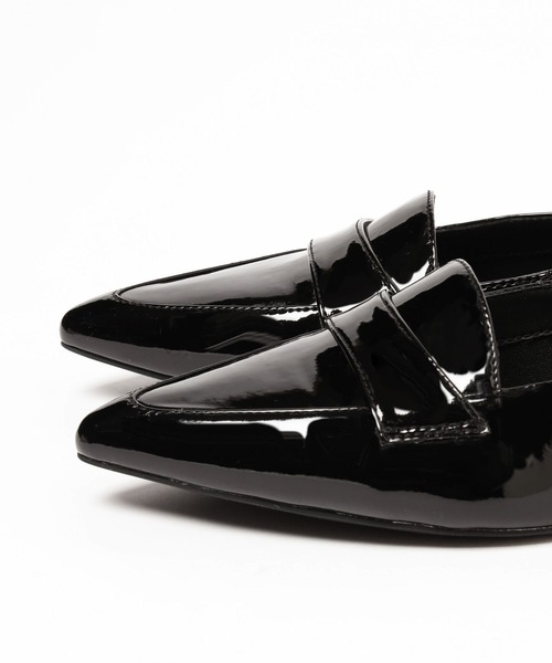 Elura（エルーラ）の「ポインテッドローファー/289254（パンプス・レディース・オフホワイト/ブラック・SMALL/MEDIUM/LARGE）」の12枚目の写真