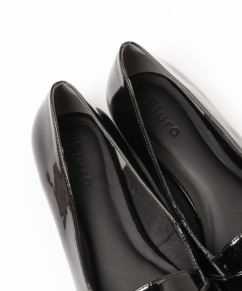 Elura（エルーラ）の「ポインテッドローファー/289254（パンプス・レディース・オフホワイト/ブラック・SMALL/MEDIUM/LARGE）」の13枚目の写真