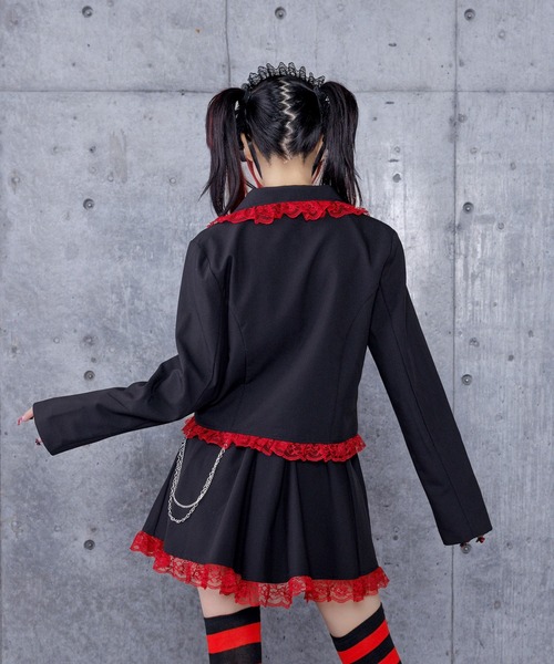 エンブレムワッペン付きレースジャケット ボックスプリーツスカート