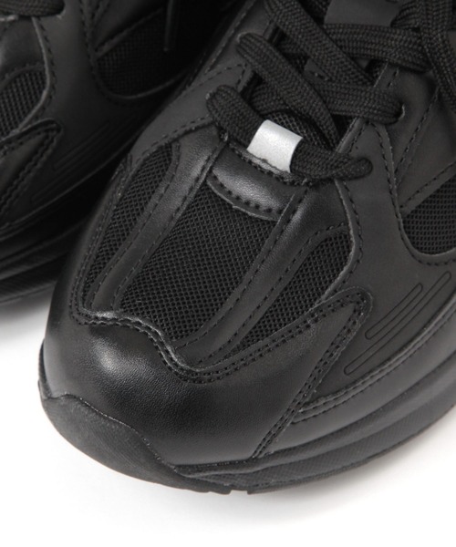 GLOBAL WORK(グローバルワーク)の「透湿防水レインスニーカー/290919(スニーカー・レディース・ブラック/アイボリー・MEDIUM/LARGE)」の3枚目の写真