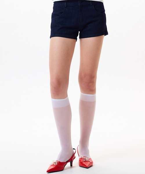 LUVISTRUE(ラヴイズトゥルー)の「IM DENIM STAR PATCH SHORTS(デニムパンツ・レディース・ネイビー/ブラック・FREE)」の1枚目の写真