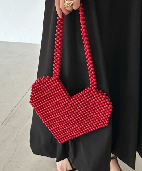 Doux archives（ドゥアルシーヴ）の「【The Bagmati】HART SHAPE BAG（ハンドバッグ・レディース・ブラック/レッド・FREE）」の3枚目の写真