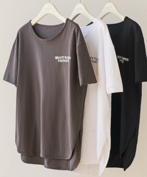 maison de LATIR(メゾンドラティール)の「抜け感たっぷりの夏服白Tシャツ。ロゴトップスとして映える、オーバーサイズシルエットが魅力のデザインTシャツ(Tシャツ/カットソー・レディース・ブラック/グレー/ホワイト・L/XL/M/2XL)」の5枚目の写真