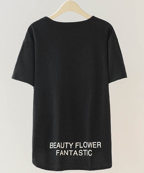 maison de LATIR(メゾンドラティール)の「抜け感たっぷりの夏服白Tシャツ。ロゴトップスとして映える、オーバーサイズシルエットが魅力のデザインTシャツ(Tシャツ/カットソー・レディース・ブラック/グレー/ホワイト・L/XL/M/2XL)」の20枚目の写真