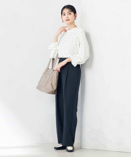 a.v.v(アーヴェヴェ)の「【洗える/ストレッチ/UVカット】麻調ワイドストレートパンツ(スラックス・レディース・グレー/ベージュ/ネイビー・34/36/38/40/42)」の22枚目の写真