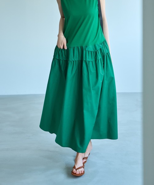 STYLE DELI(スタイルデリ)の「【Made in JAPAN】生地コンビボリュームスカートワンピース(ワンピース・レディース・ネイビー/グリーン・1/2)」の6枚目の写真