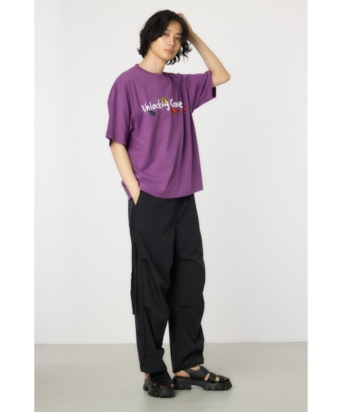 RODEO CROWNS WIDE BOWL(ロデオクラウンズワイドボウル)の「ドローイングTシャツ(Tシャツ/カットソー・メンズ・ホワイト/ブラック/パープル・MEDIUM/LARGE)」の14枚目の写真