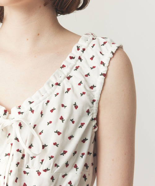 DEICY（デイシー）の「リトルチェリーブラウス（シャツ/ブラウス・レディース・オフホワイト/ネイビー/ピンク・FREE）」の20枚目の写真