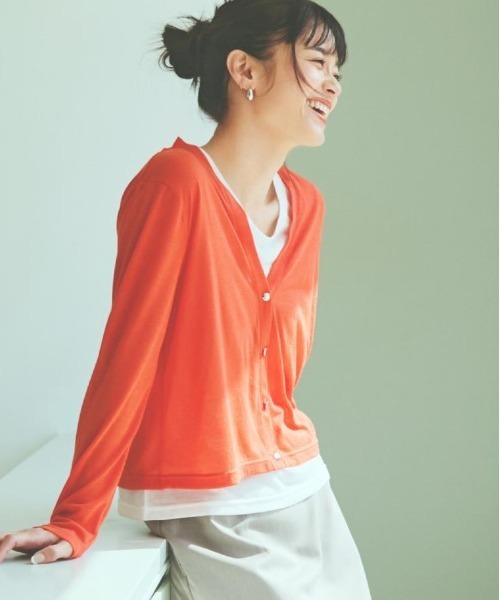 THE SHOP TK （ザ ショップ ティーケー ）の「シアーカーデ＆タンクトップ【セットアイテム/洗える】（カーディガン/ボレロ・レディース・オフホワイト/ブラック/オレンジ/ブルー系その他・12/13）」の4枚目の写真