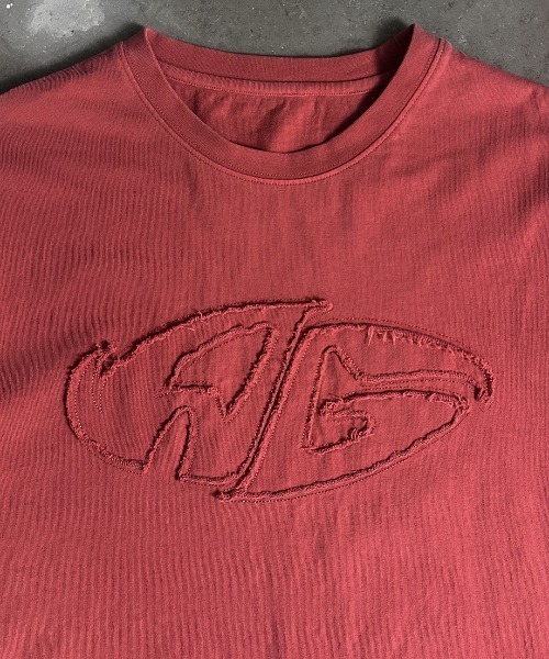 A'gem(エージェム)の「A'GEM/9 × .kom 『A'gem/エージェム』加工アップリケ半袖Tシャツ(Tシャツ/カットソー・メンズ・チャコールグレー/グレー系その他/レッド・M/L)」の17枚目の写真