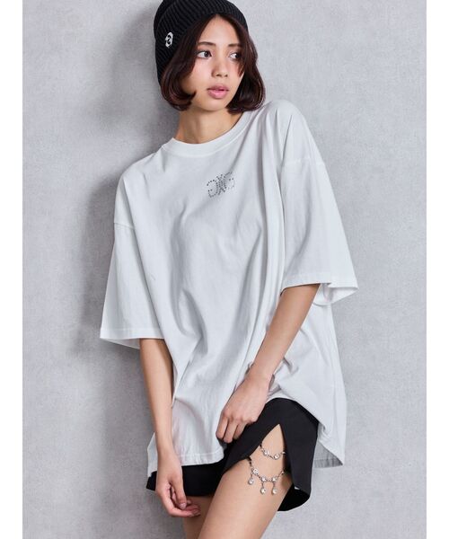 GYDA（ジェイダ）の「BACK GYDAラインストーンBIG Tシャツ（Tシャツ/カットソー・レディース・オフホワイト/ブラック/ピンク・FREE）」の6枚目の写真