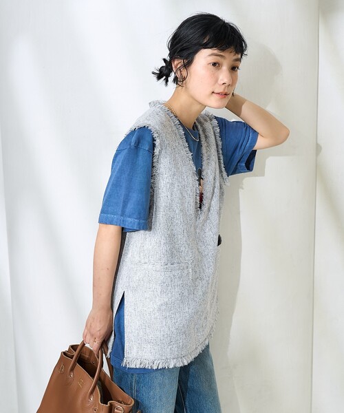 FREAK'S STORE(フリークスストア)の「Vネック サマーツイード調ベスト(ベスト・レディース・ブラック/ブラウン・フリ-)」の15枚目の写真