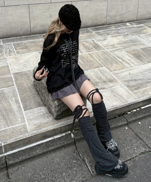 Never mind the XU / Chikashitsu+（ネバーマインド ザ エックスユー / チカシツプラス）の「【nmtc+】see through lettering long sleeve tee / 【エヌエムティーシープラス】シースルーレタリングプリント長袖Tシャツ（Tシャツ/カットソー・メンズ・ホワイト/ブラック/ベージュ・ONE SIZE）」の13枚目の写真