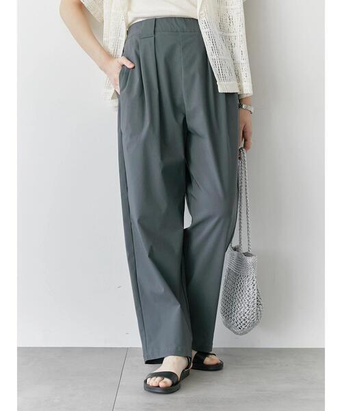 Samansa Mos2 blue（サマンサモスモスブルー）の「ストレッチタックカーブパンツ（その他パンツ・レディース・ライトベージュ/チャコールグレー/シルバーグレー・F）」の2枚目の写真