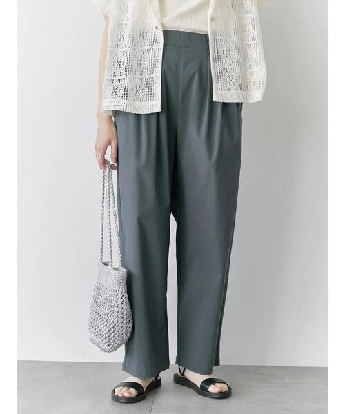 Samansa Mos2 blue（サマンサモスモスブルー）の「ストレッチタックカーブパンツ（その他パンツ・レディース・ライトベージュ/チャコールグレー/シルバーグレー・F）」の22枚目の写真