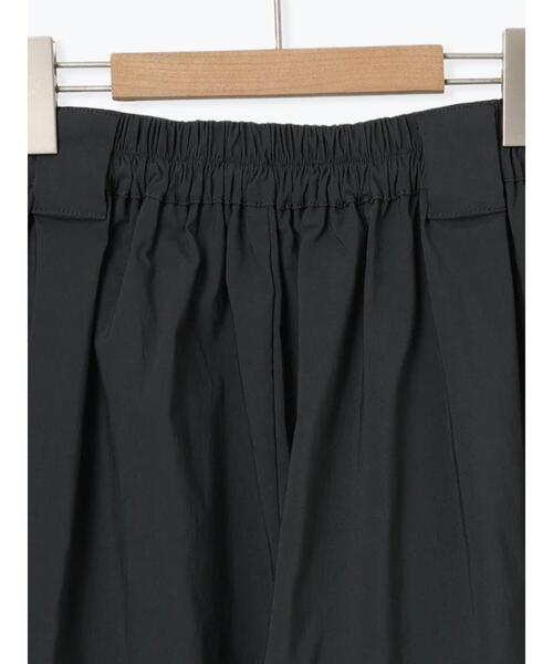 Samansa Mos2 blue（サマンサモスモスブルー）の「ストレッチタックカーブパンツ（その他パンツ・レディース・ライトベージュ/チャコールグレー/シルバーグレー・F）」の13枚目の写真